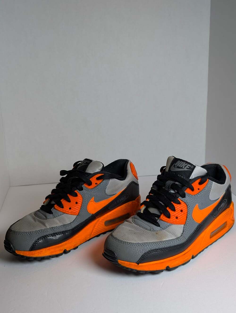 Nike Total Orange Grey Black Size 6.5Y Women 8 Leather Mesh Air Max 90 Sneakers